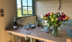 ASHILL RETREATS Coolstay_ 01