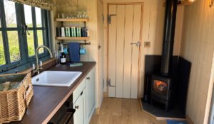 ASHILL RETREATS Coolstay_ 02